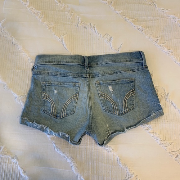 Hollister low rise jean short - Picture 3 of 3